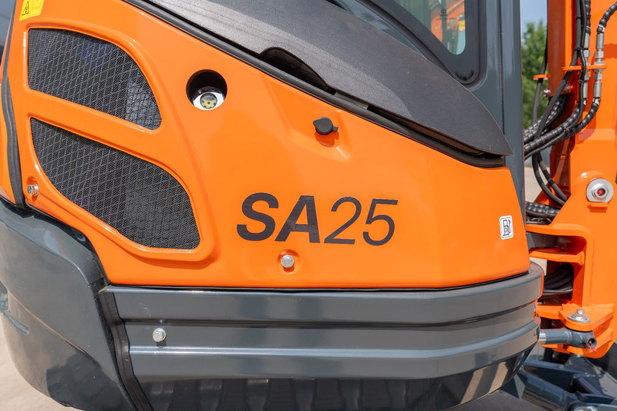 Senna SA25 minigraver (5)